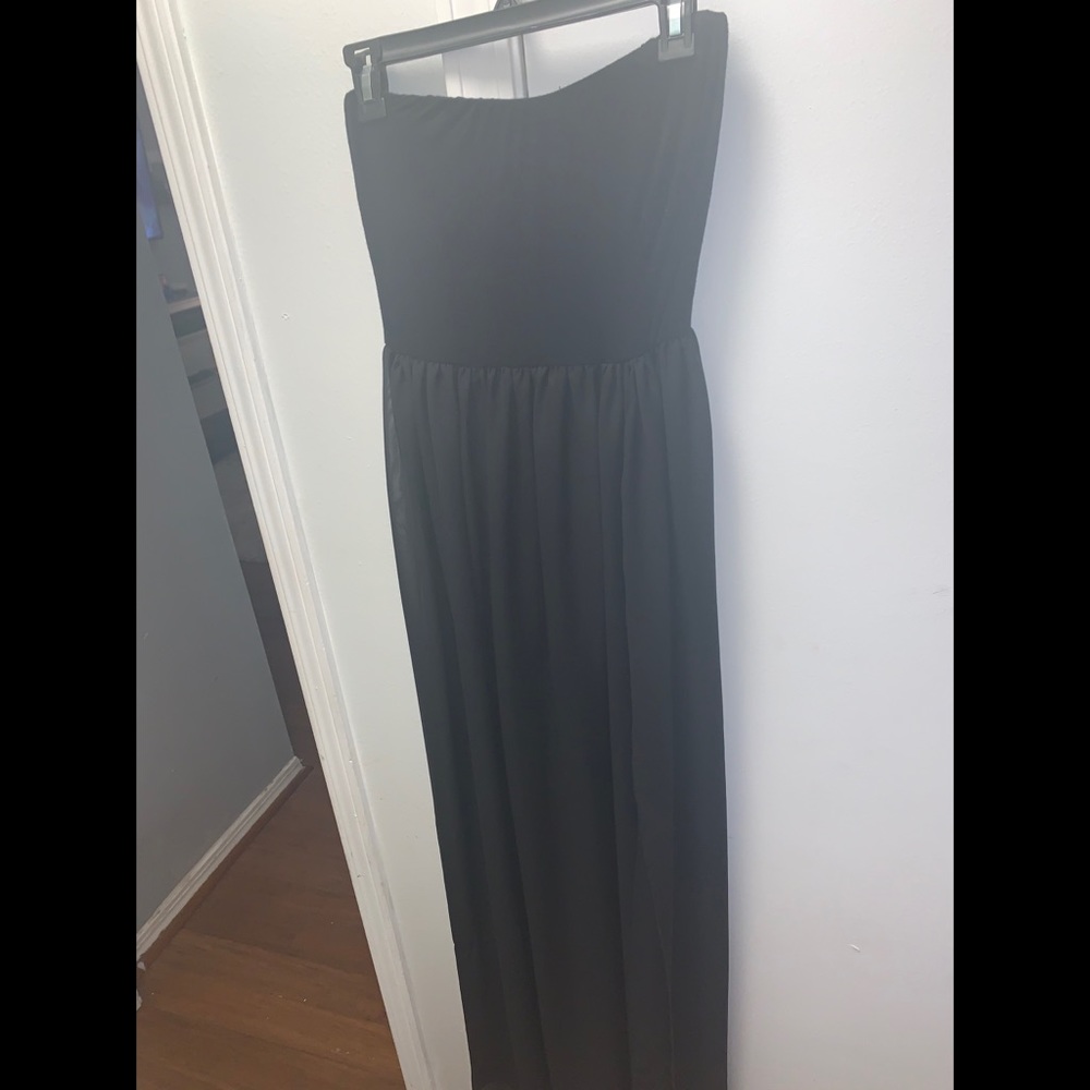 Black maxi dress Size Medium